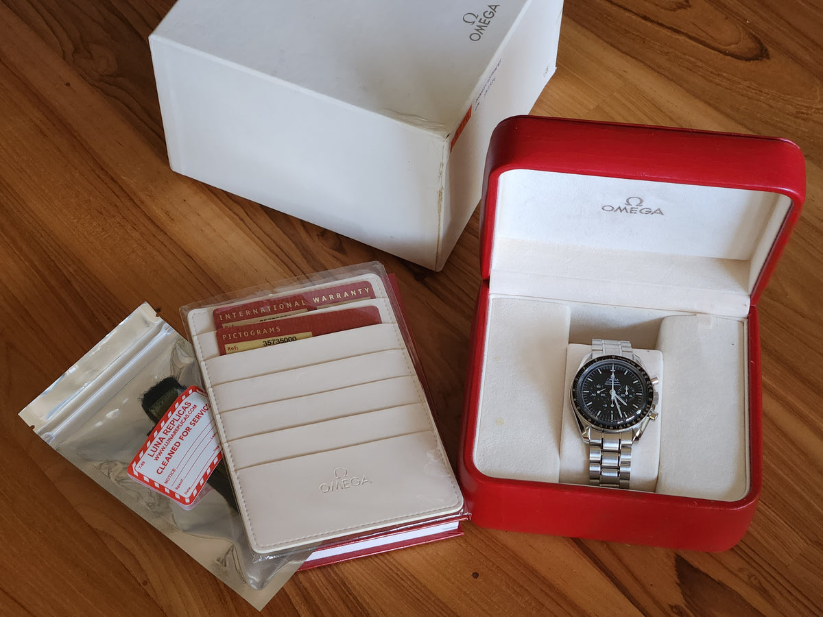 OMEGA Speedmaster Professional Moonwatch - Sapphire Sandwich