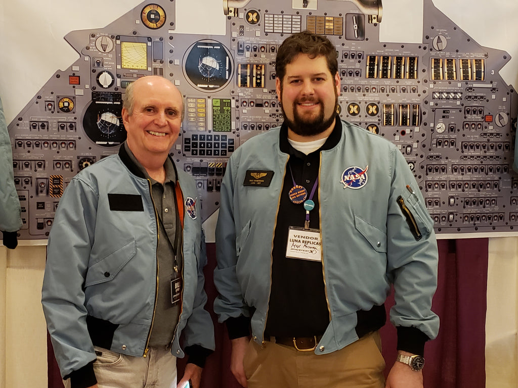 Apollo Command Module Banner – LUNA REPLICAS